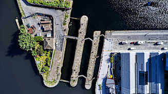 Intersecting Trends: The Future of Trade in a Technology-Driven World