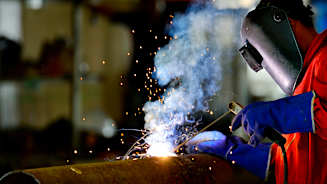 Turning Risk into Resilience in the Industrials and Manufacturing Industry