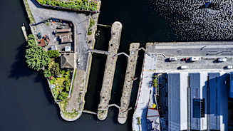 Intersecting Trends: The Future of Trade in a Technology-Driven World