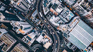 De-Risking M&A in Financial Institutions: Strategies for Smarter Deals in Uncertain Markets