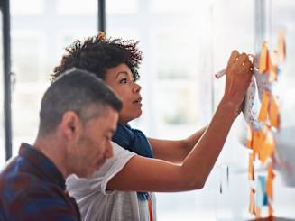 How Aon Partnered with a Telecom Client to Enhance its AI Workforce Strategy
